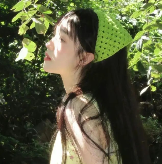 皮裘大衣女人